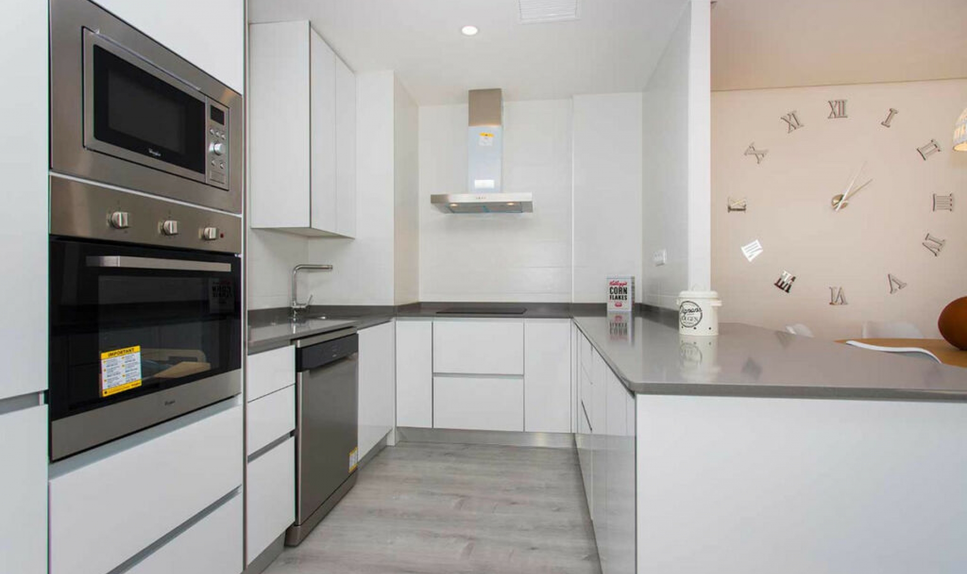 Resale - Apartment -
Villamartín