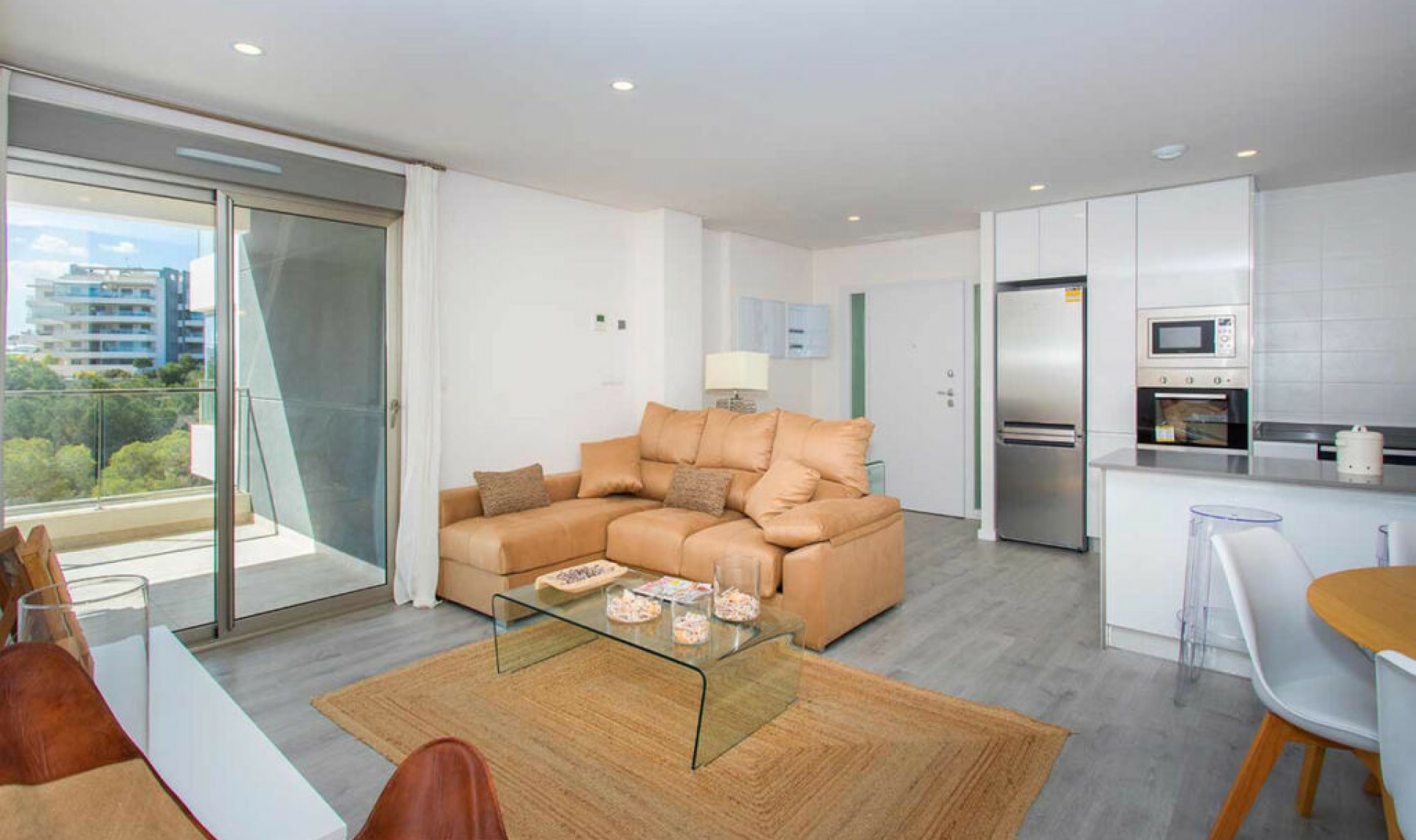 Resale - Apartment -
Villamartín