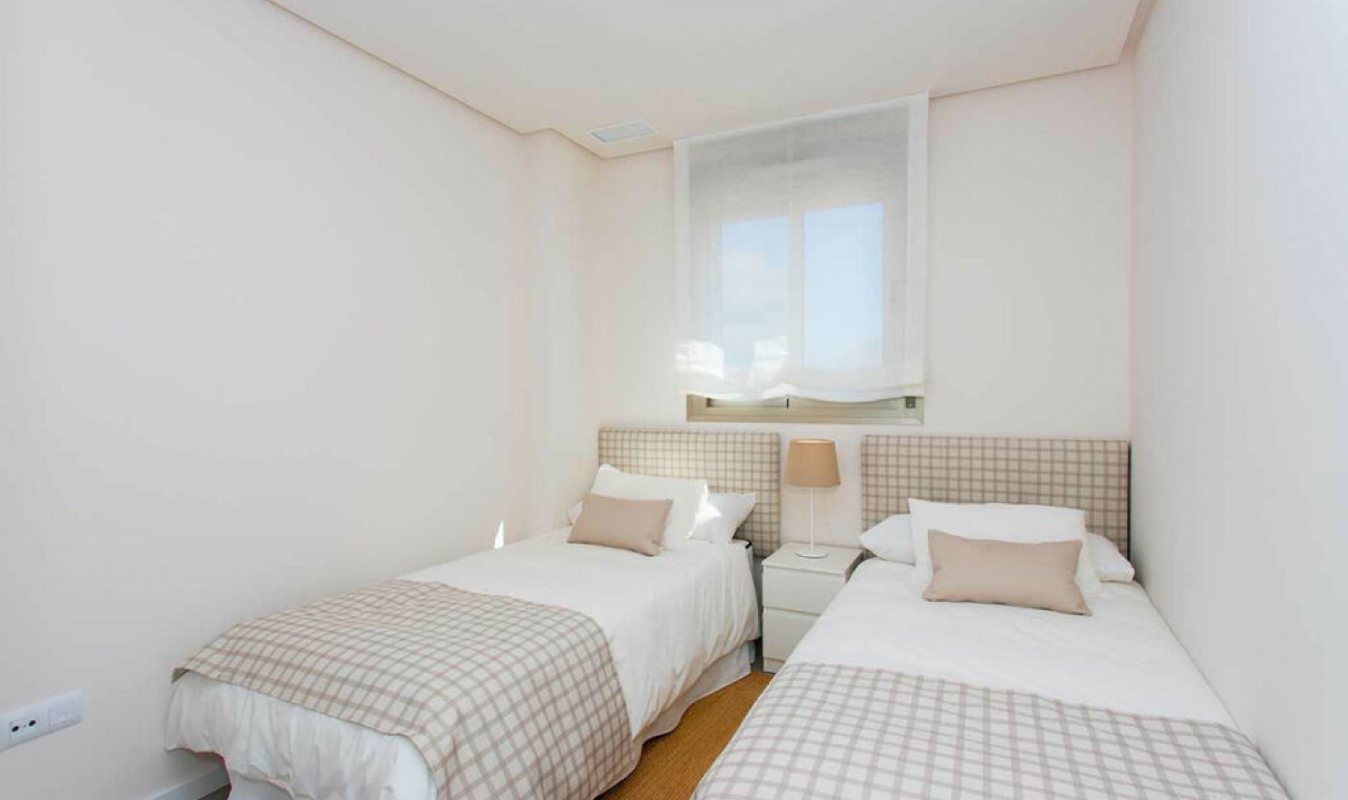 Resale - Apartment -
Villamartín