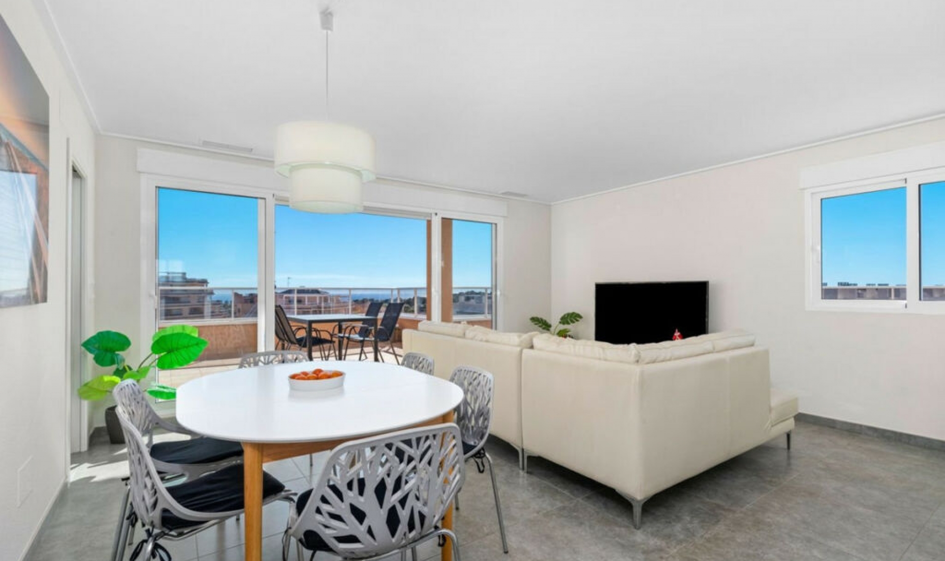 Resale - Apartment -
Villamartín