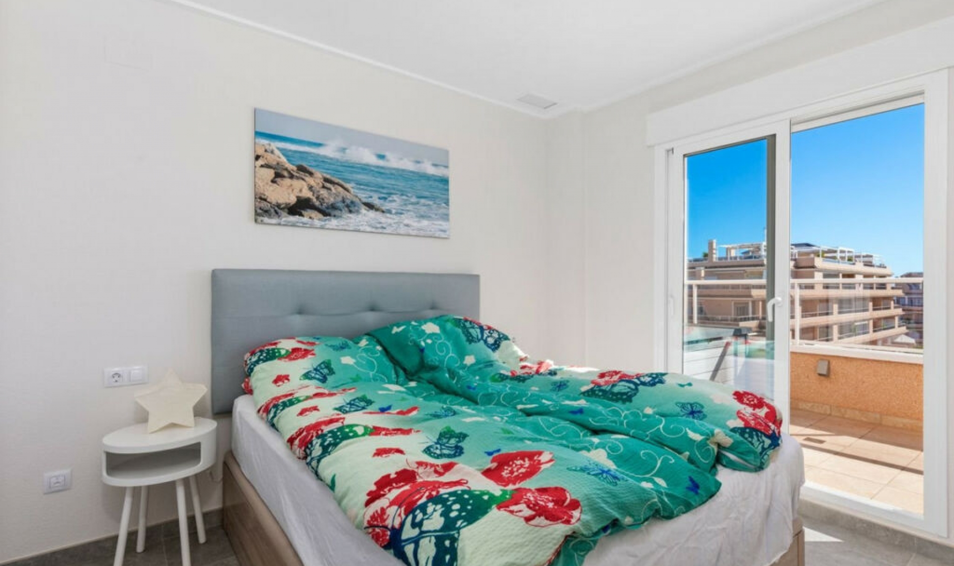 Resale - Apartment -
Villamartín
