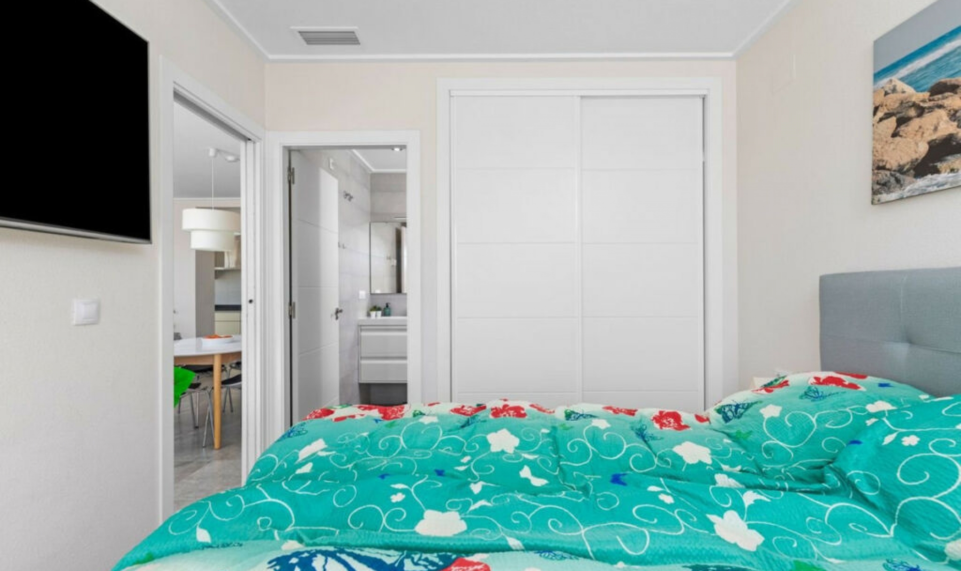 Resale - Apartment -
Villamartín