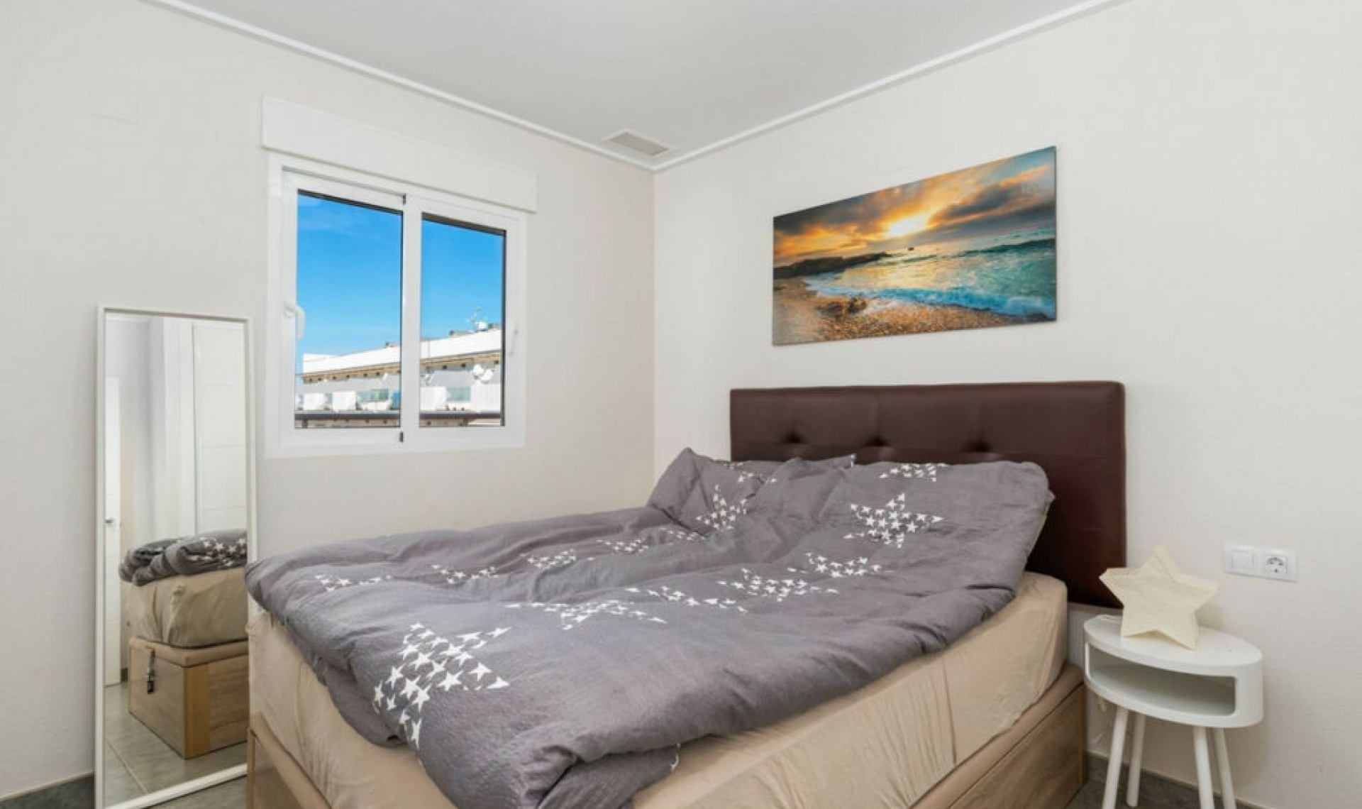 Resale - Apartment -
Villamartín