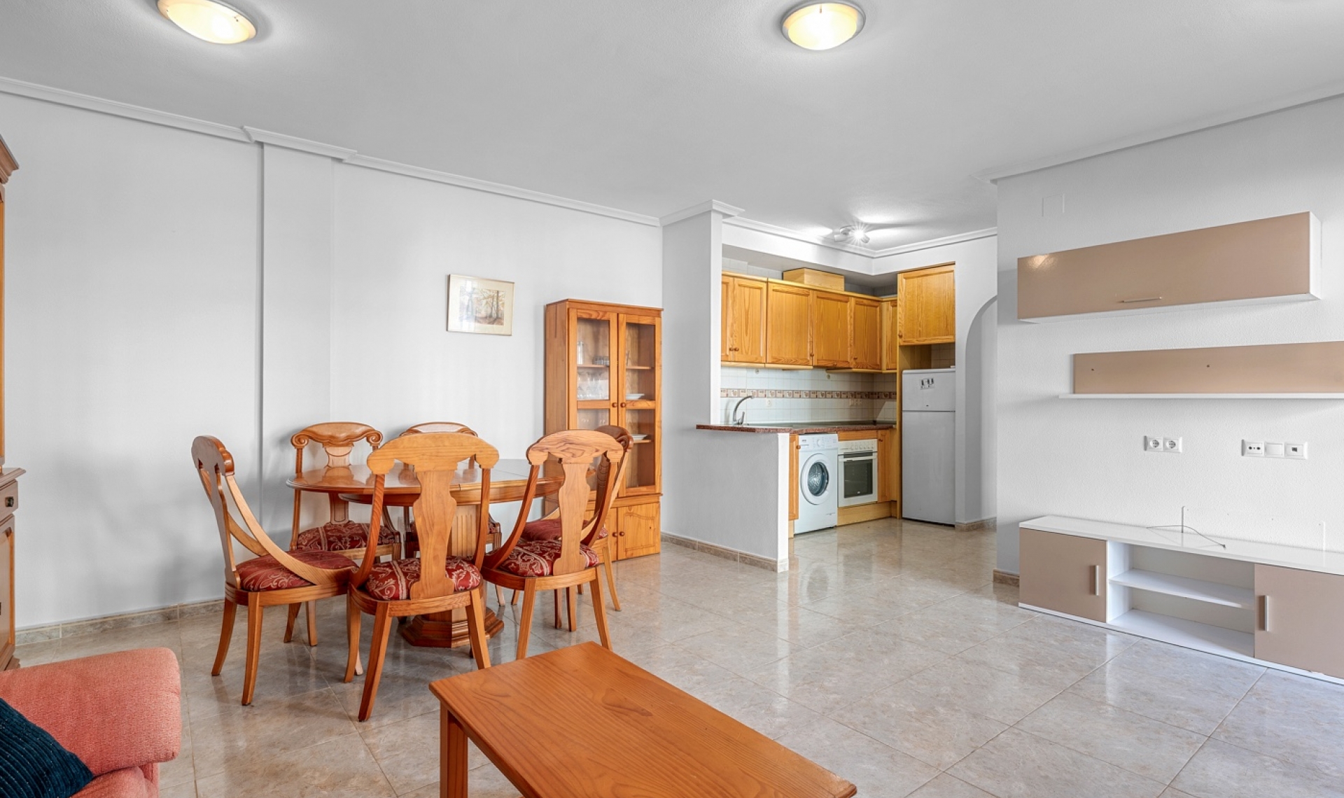 Resale - Bungalow -
Daya Vieja