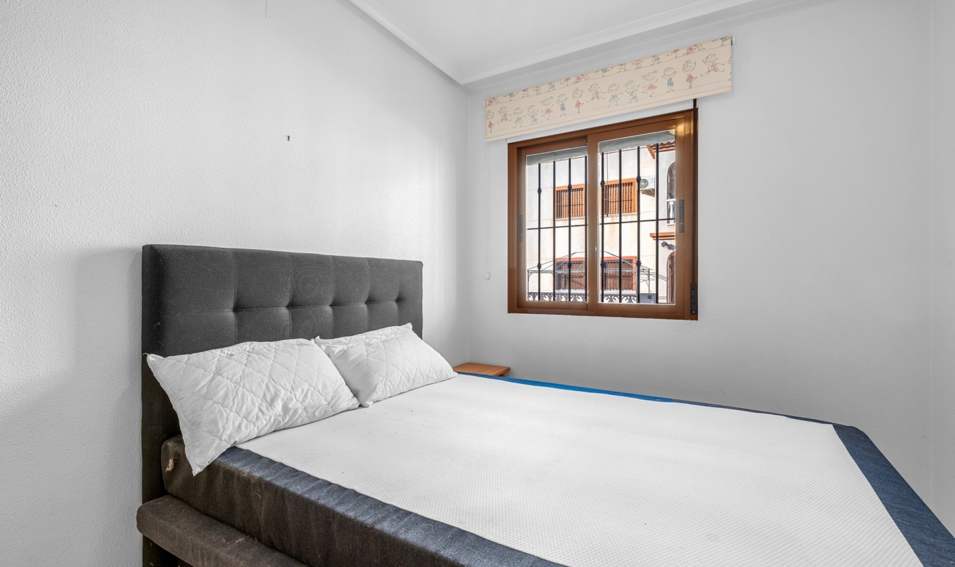 Resale - Bungalow -
Daya Vieja