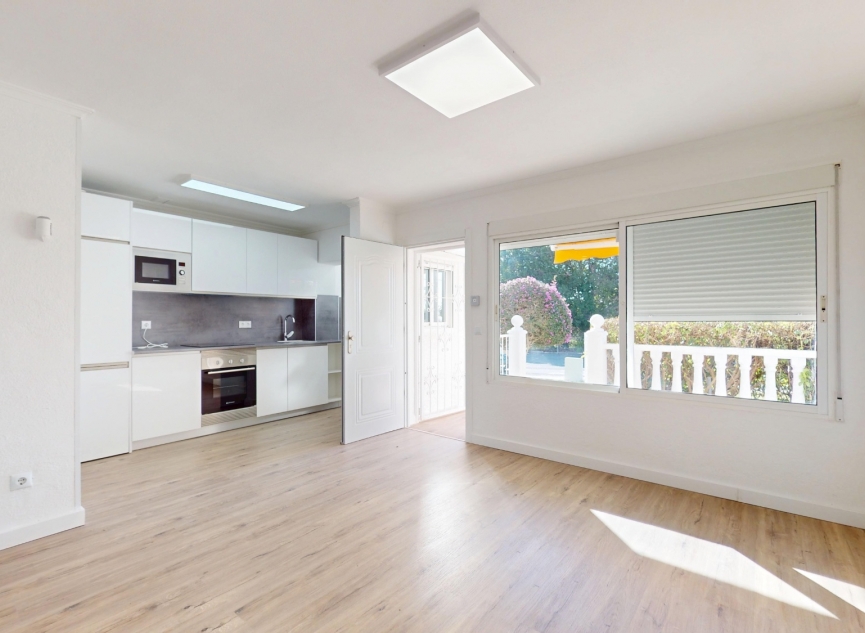 Resale - Bungalow -
Orihuela Costa - Villamartín