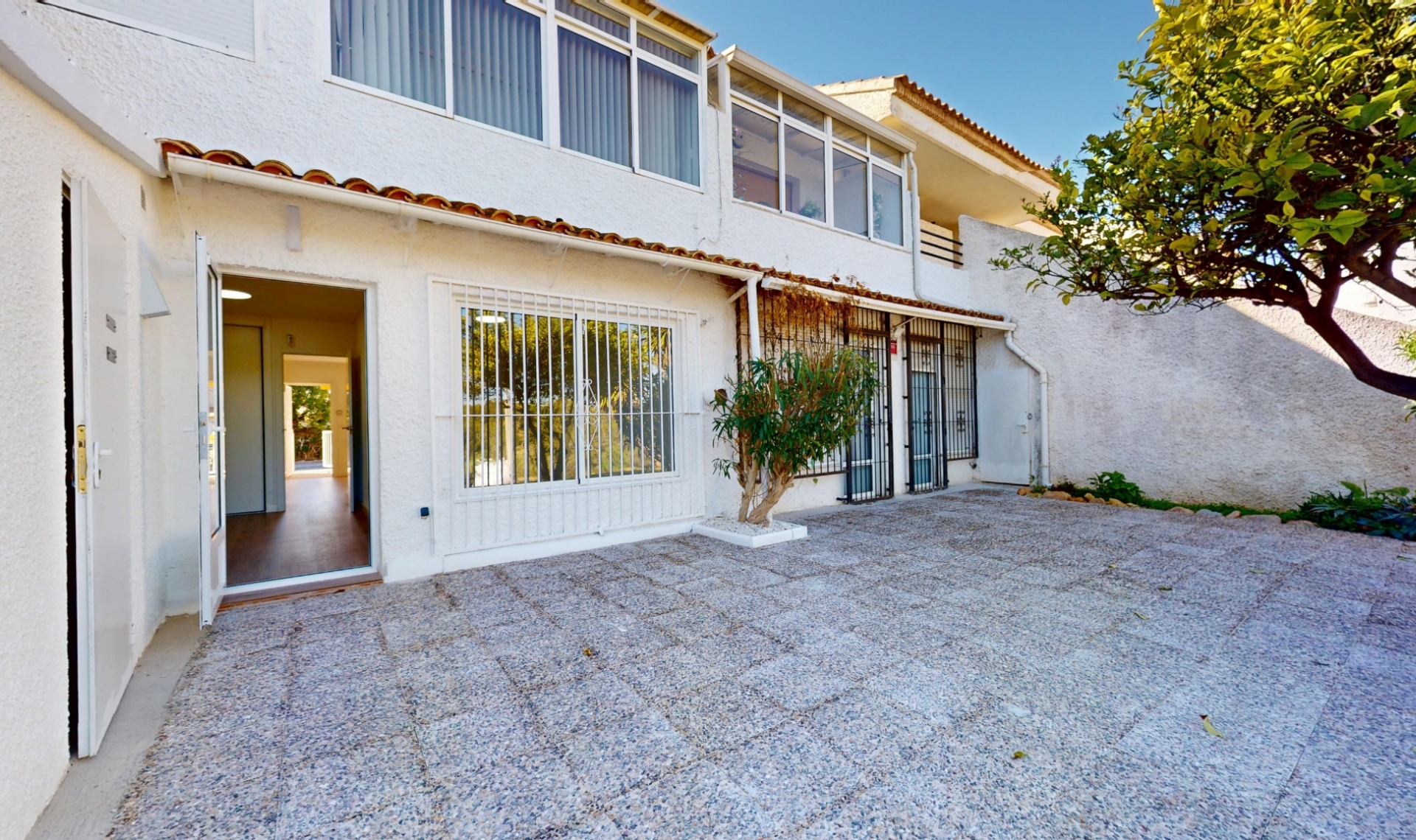 Resale - Bungalow -
Orihuela Costa - Villamartín