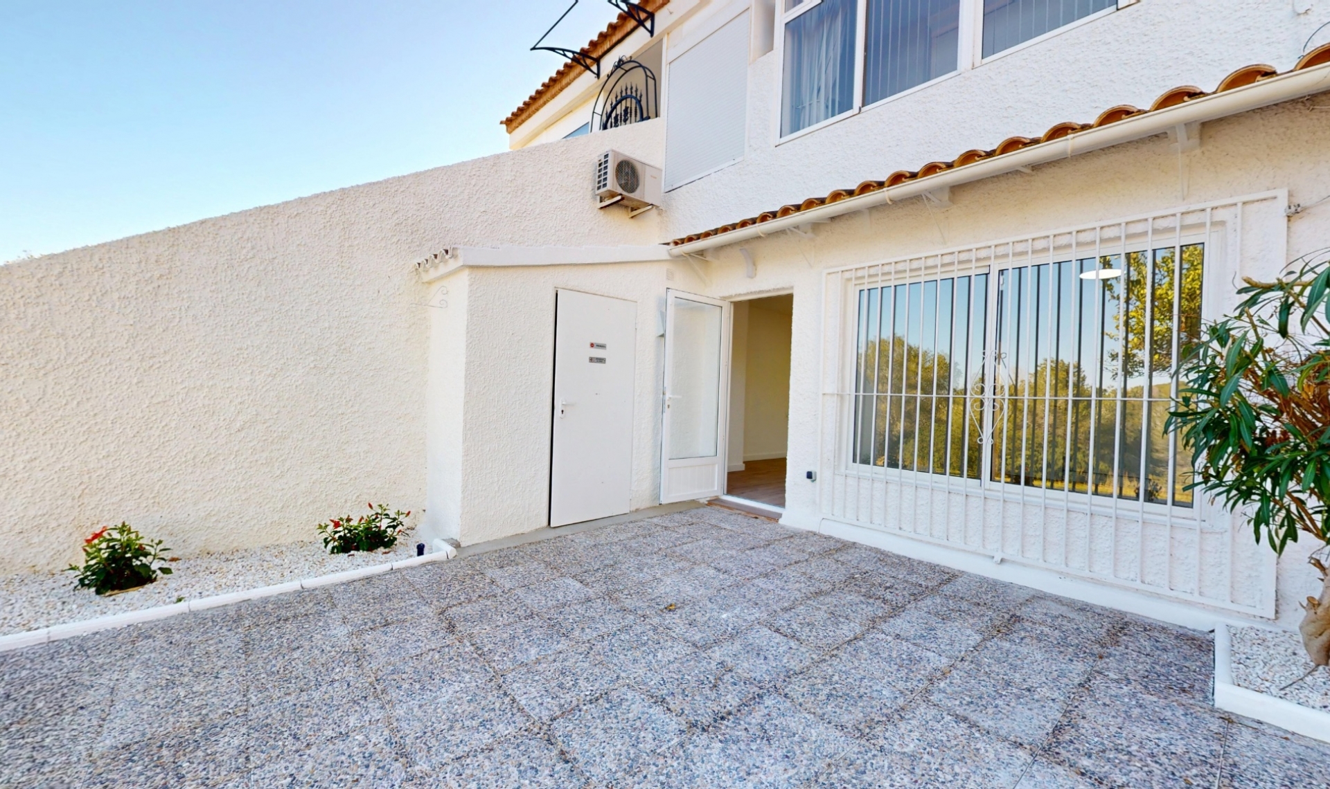 Resale - Bungalow -
Orihuela Costa - Villamartín