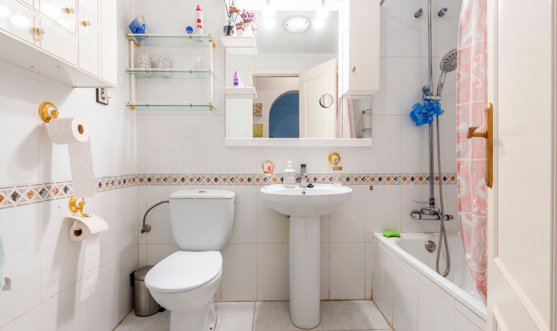 Resale - Bungalow -
Orihuela Costa