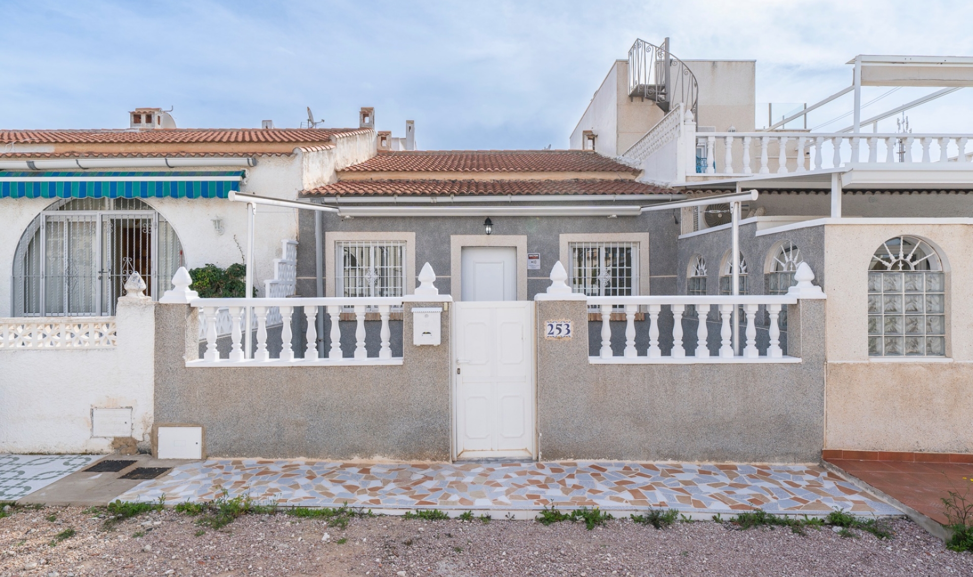 Resale - Bungalow -
Torrevieja - El chaparral