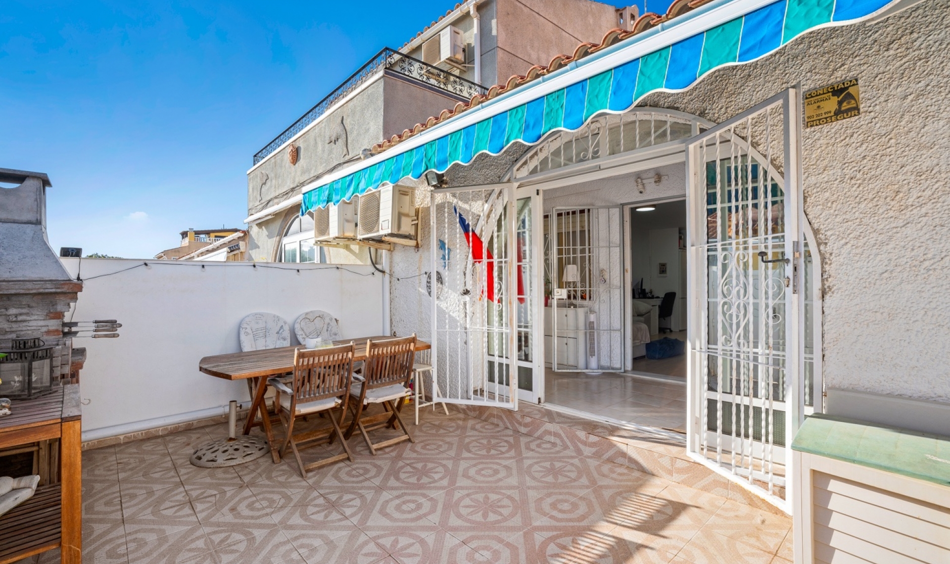 Resale - Bungalow -
Torrevieja - La Siesta