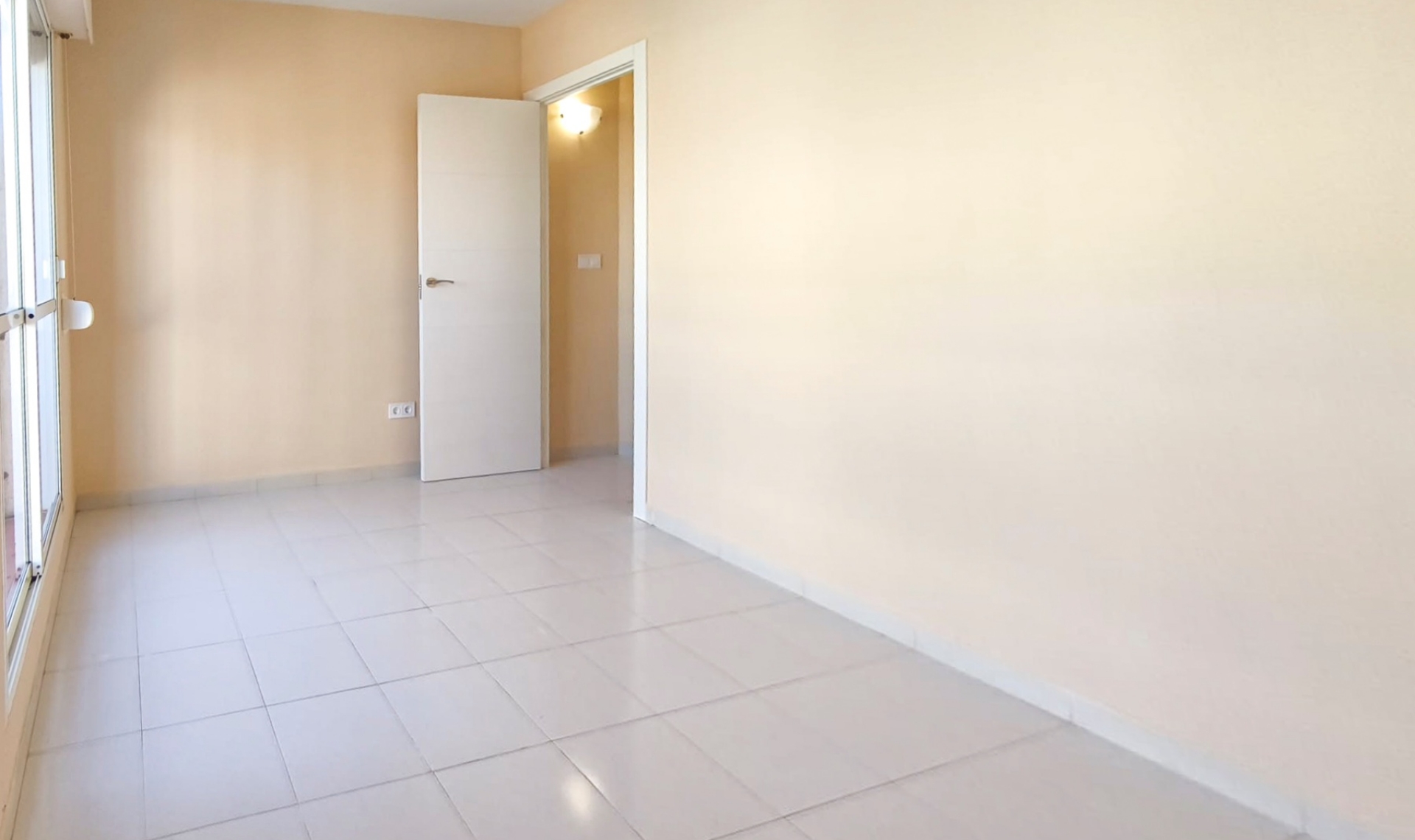 Resale - Bungalow -
Torrevieja - Lago jardin