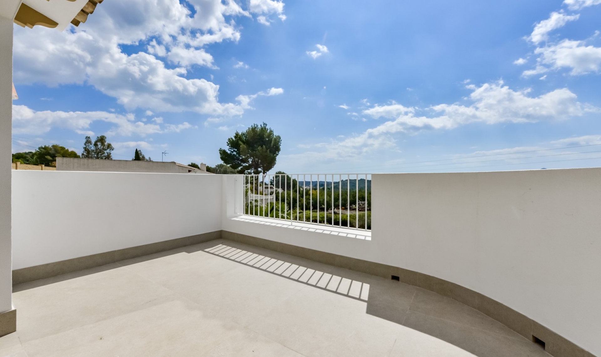 Resale - Chalet -
Altea