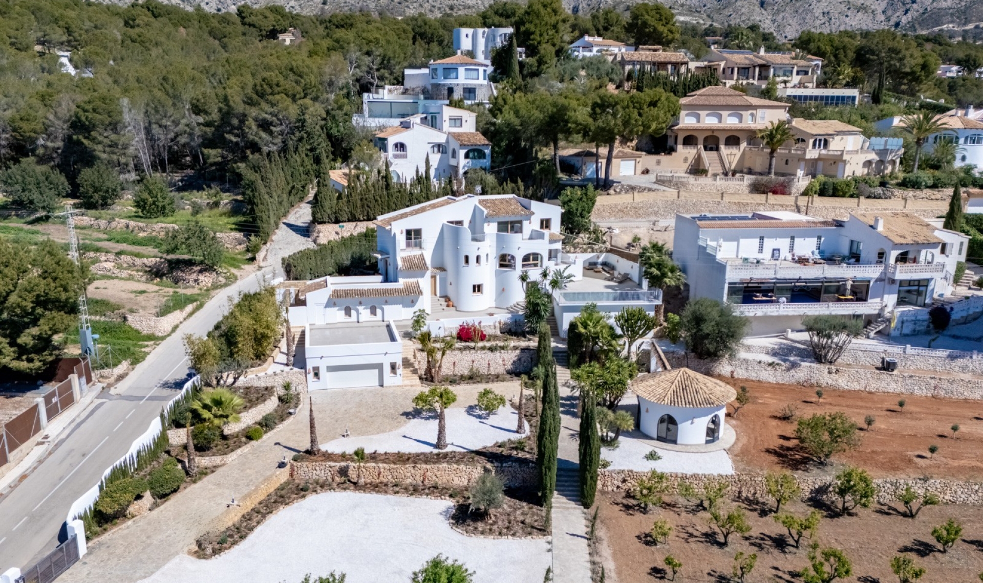 Resale - Chalet -
Altea