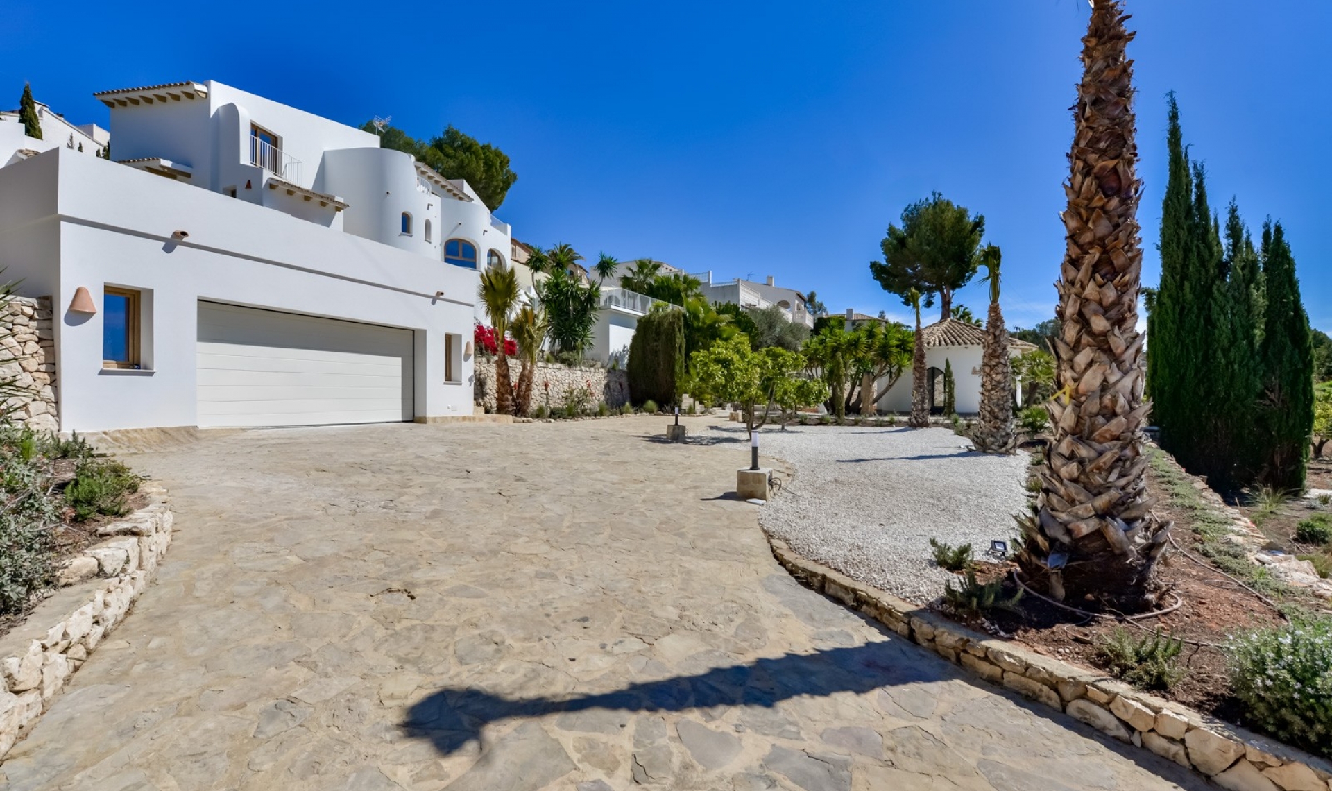 Resale - Chalet -
Altea