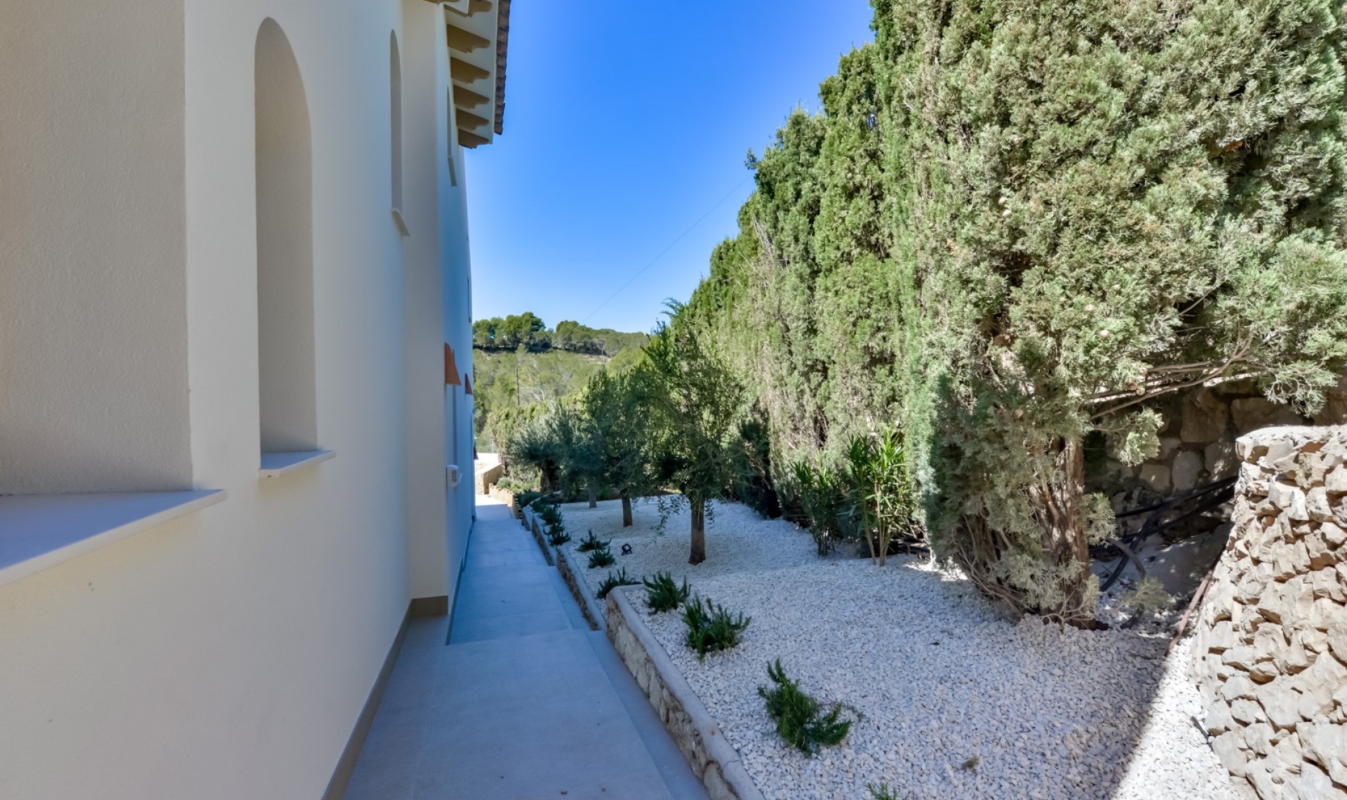 Resale - Chalet -
Altea