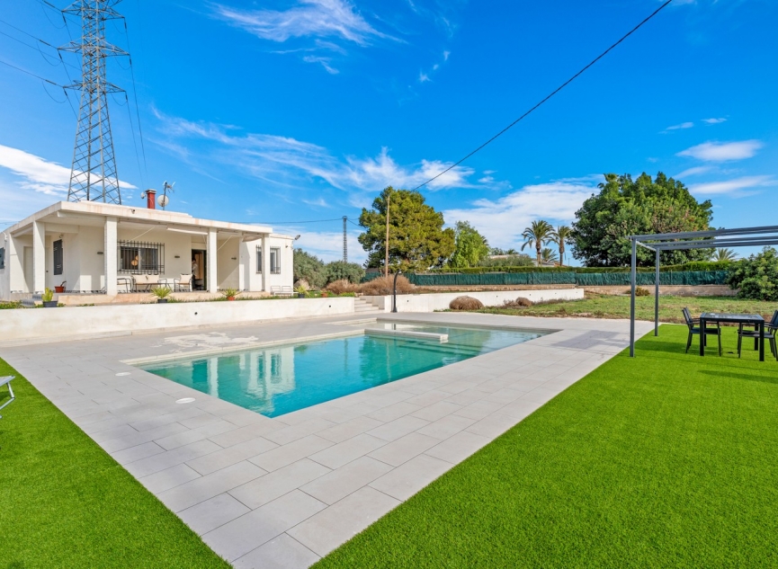 Resale - Chalet -
Elche/Elx