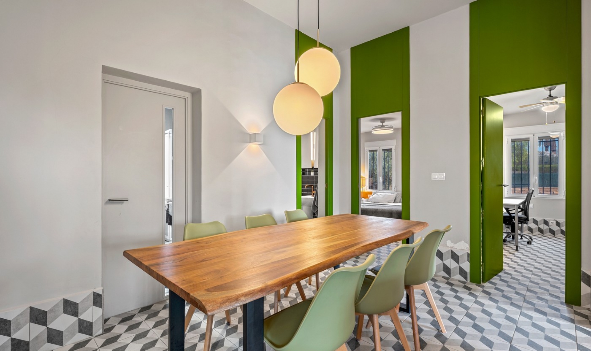 Resale - Chalet -
Elche/Elx