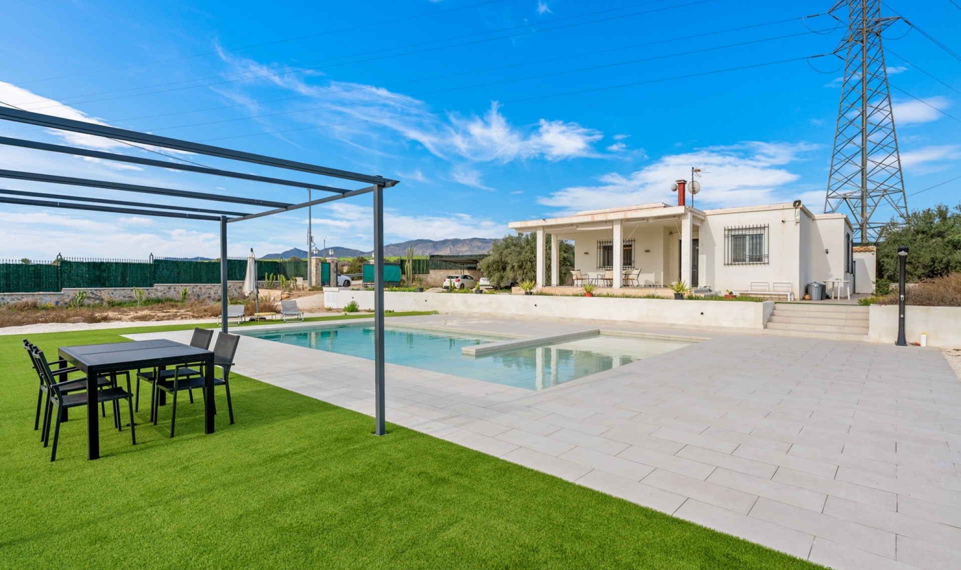 Resale - Chalet -
Elche/Elx