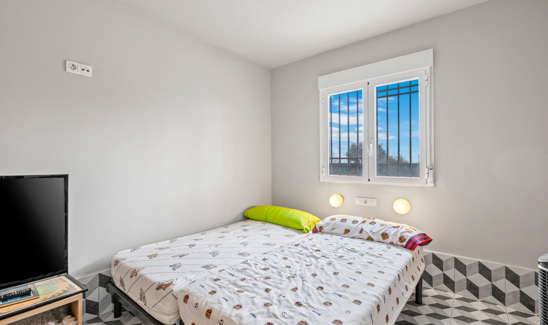 Resale - Chalet -
Elche/Elx