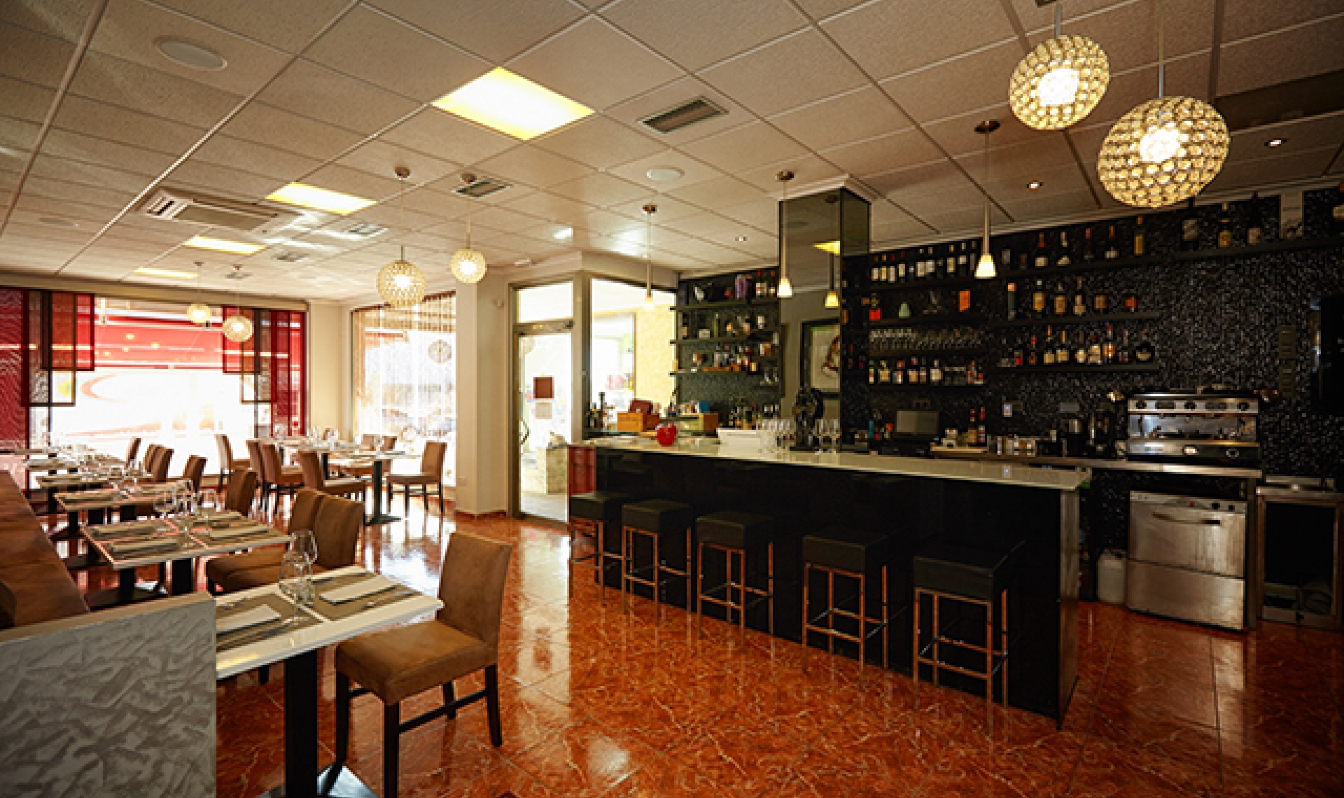 Resale - Commercial -
Benijofar