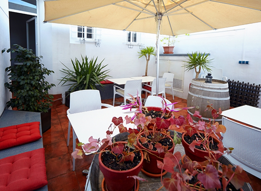 Resale - Commercial -
Benijofar