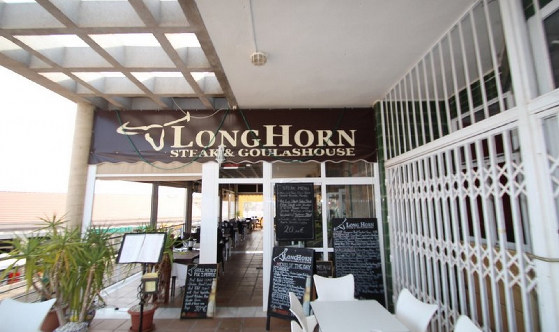 Resale - Commercial -
Playa Flamenca