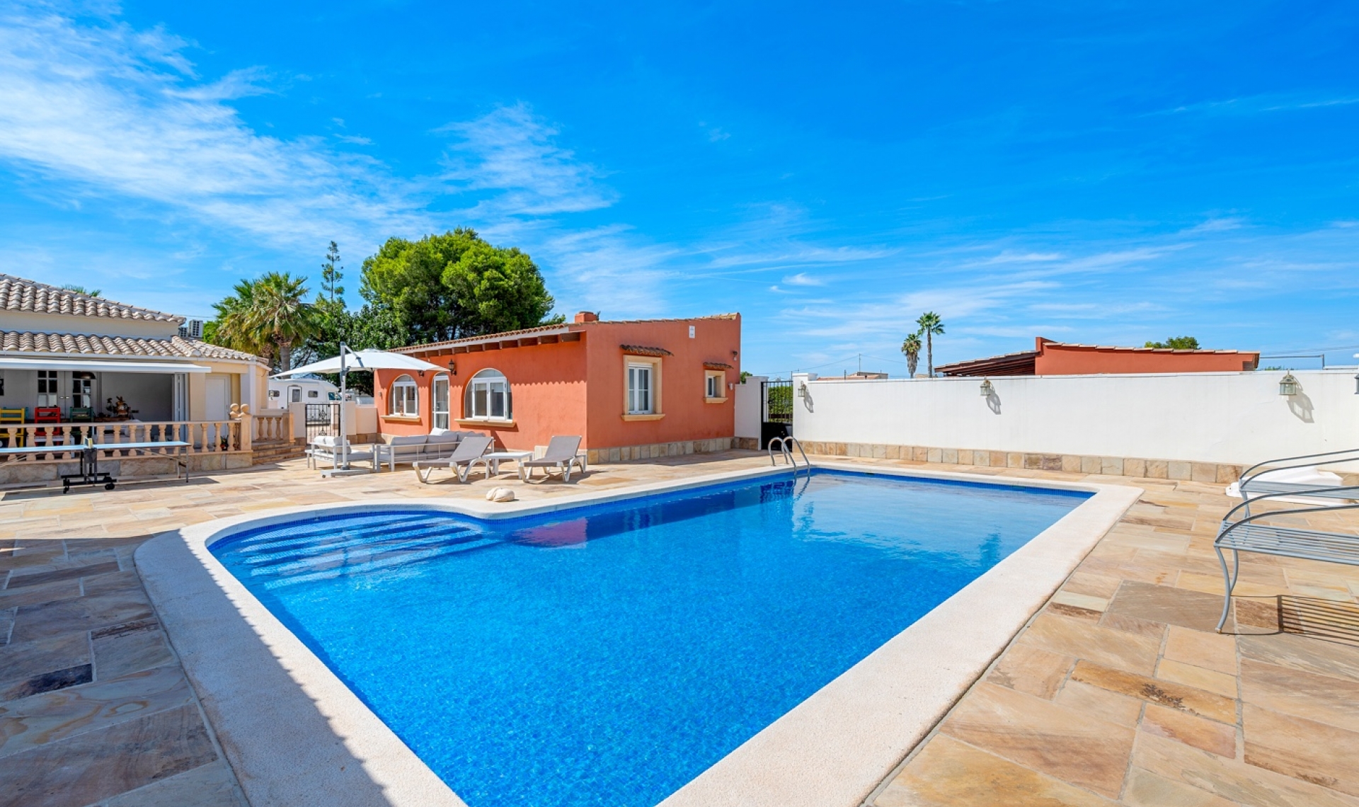 Resale - Country estate -
Almoradí - Las Heredades