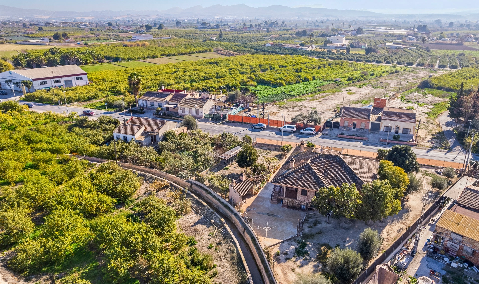 Resale - Country estate -
Beniel - Carretera de Beniel