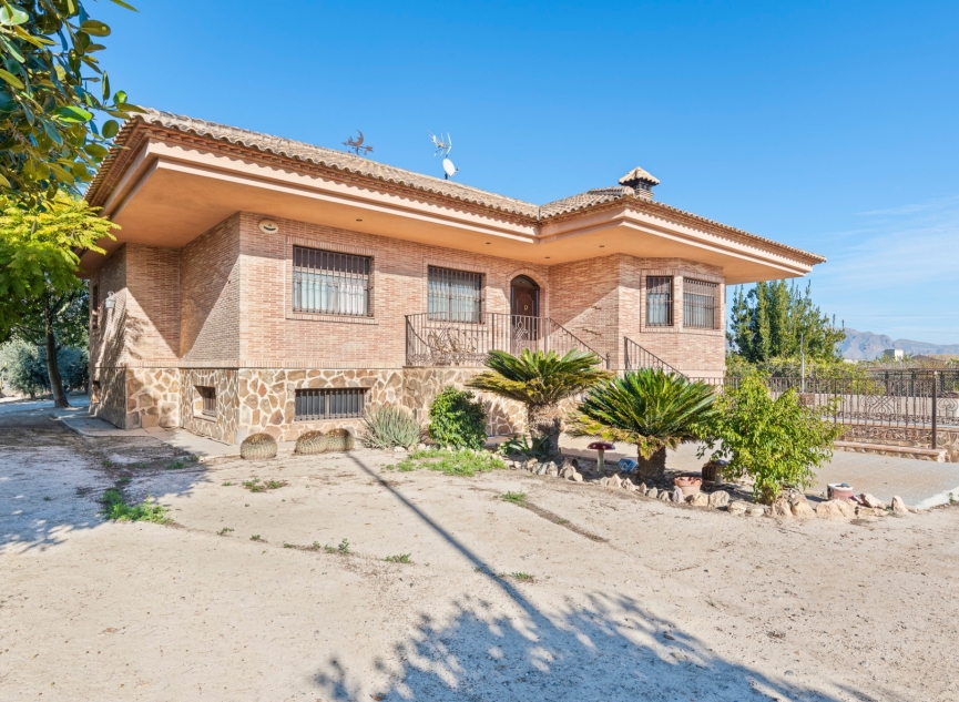 Resale - Country estate -
Beniel - Carretera de Beniel