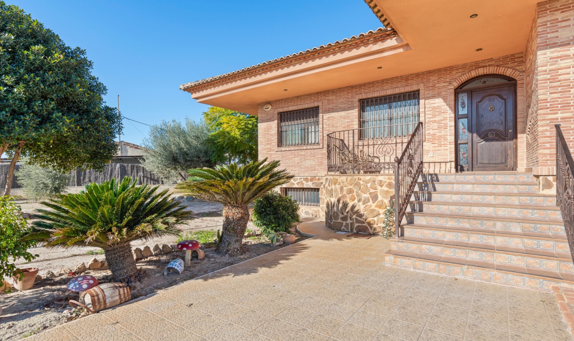 Resale - Country estate -
Beniel - Carretera de Beniel