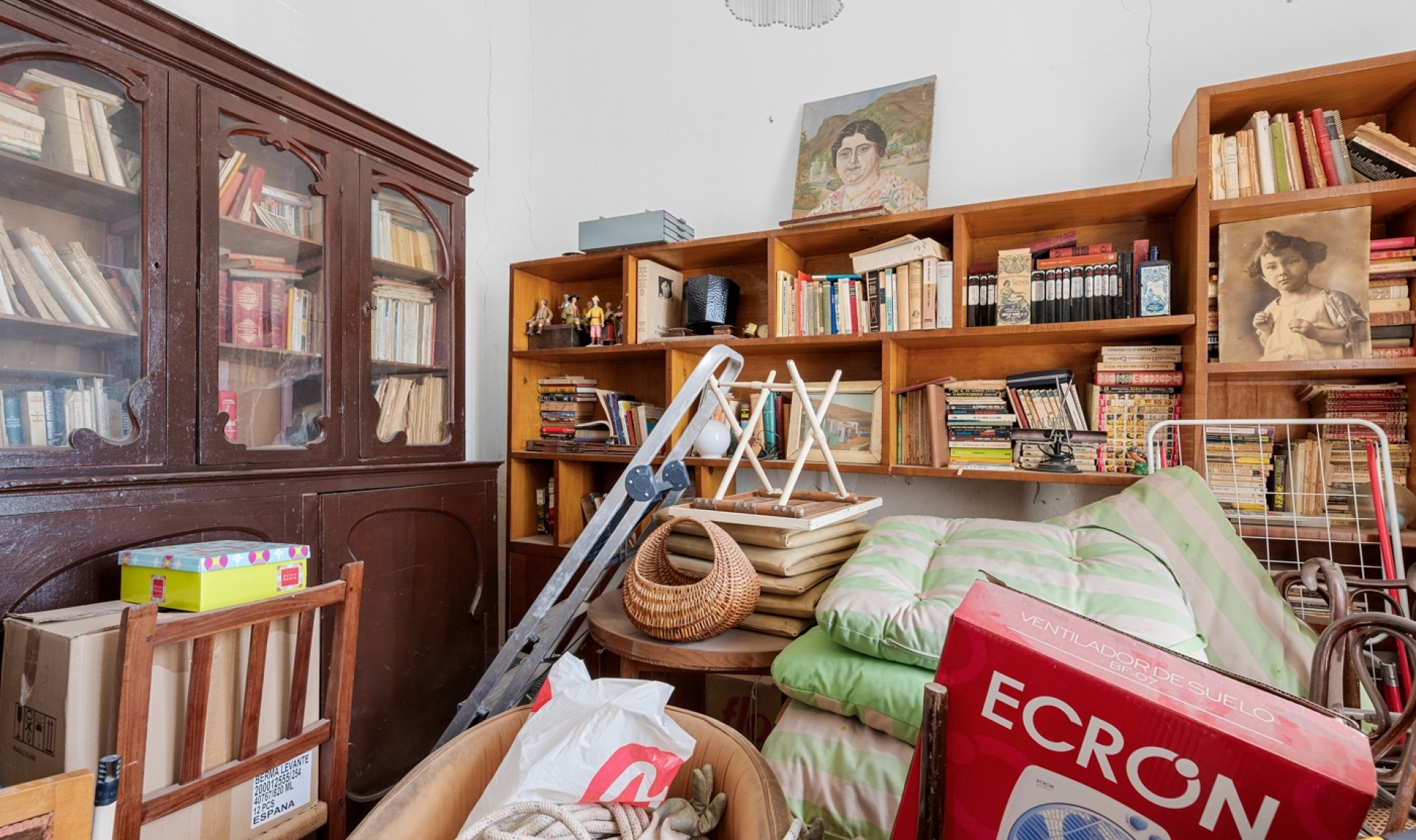 Resale - Country estate -
Orihuela