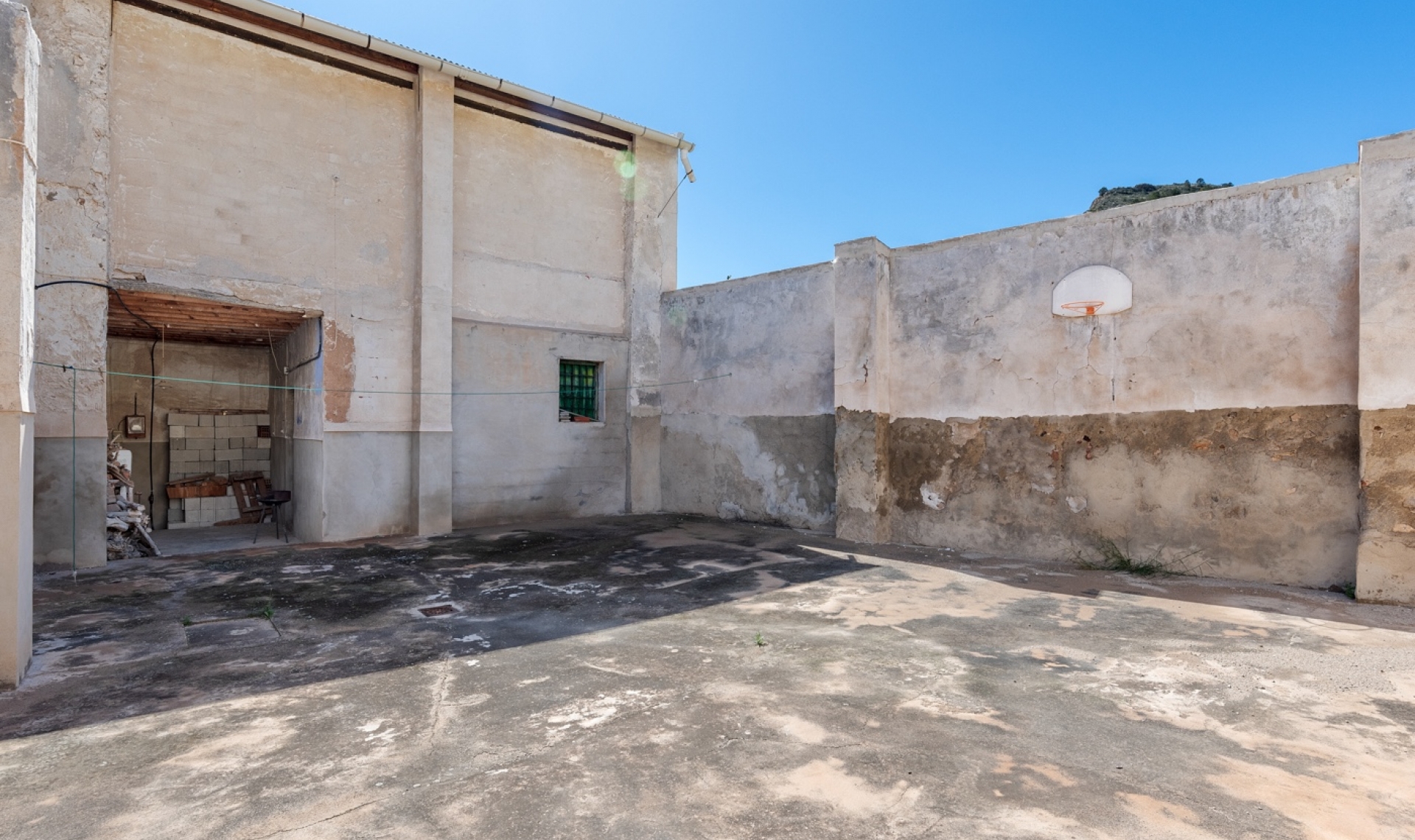 Resale - Country estate -
Orihuela