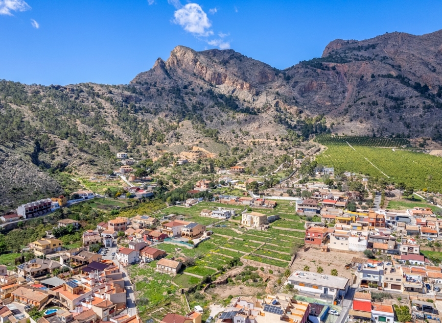 Resale - Country estate -
Orihuela