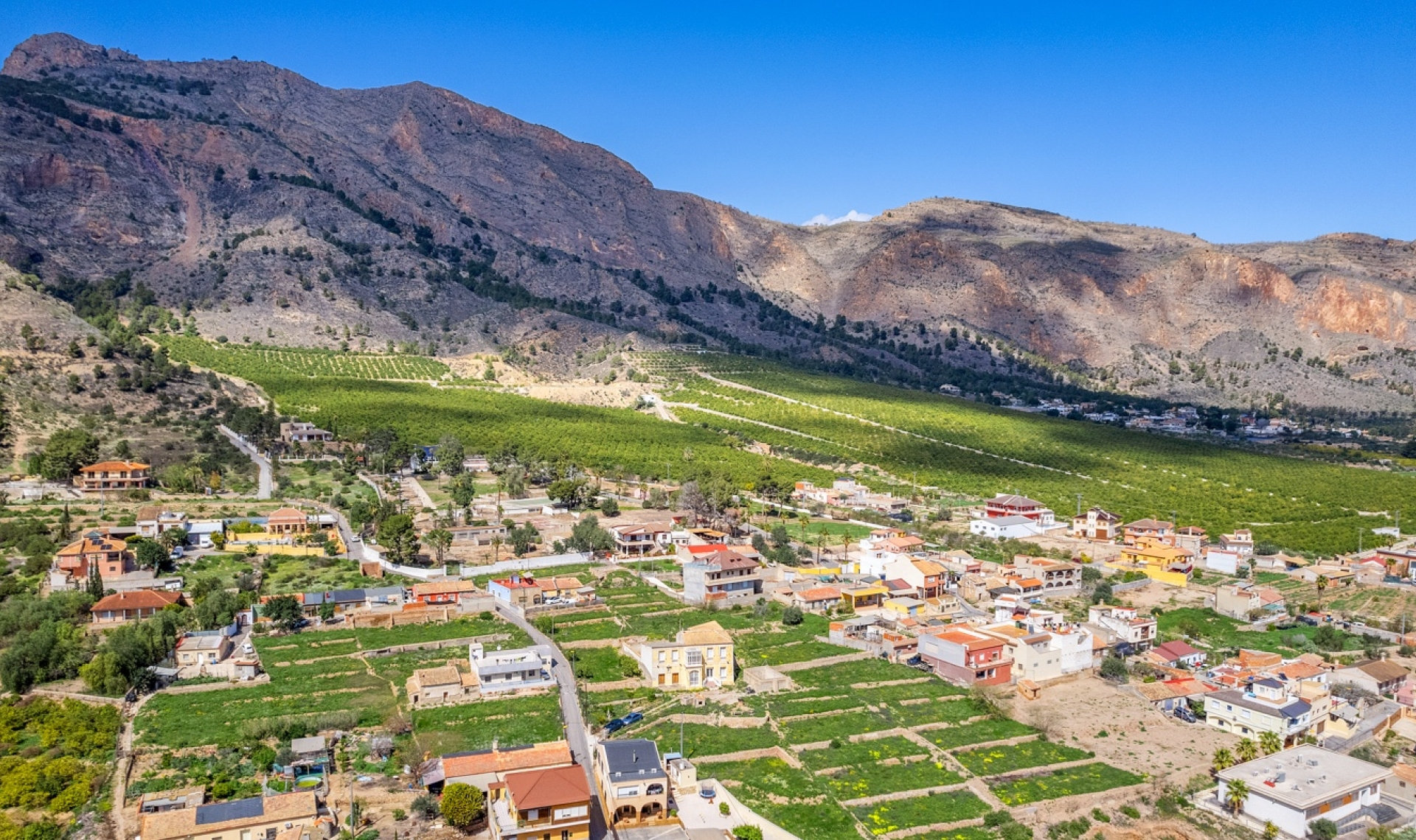 Resale - Country estate -
Orihuela