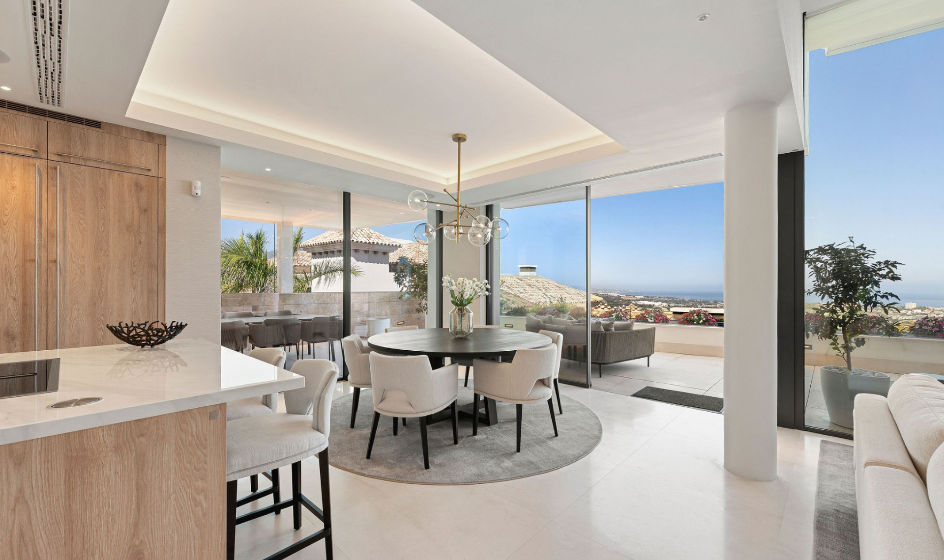 Resale - Duplex -
La Quinta