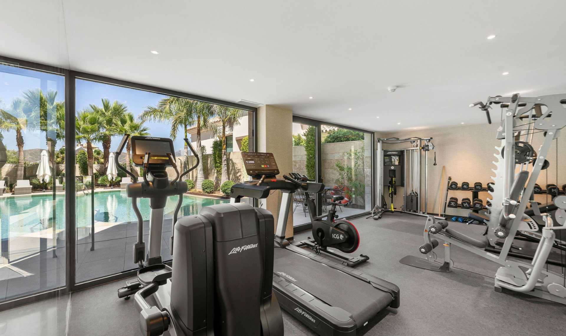 Resale - Duplex -
La Quinta
