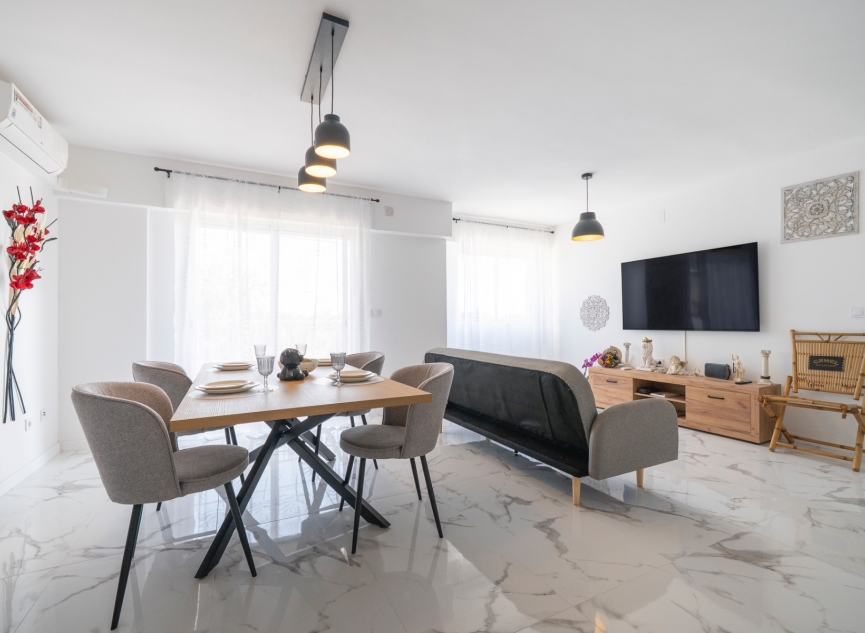 Resale - Flat -
Orihuela Costa - Punta Prima