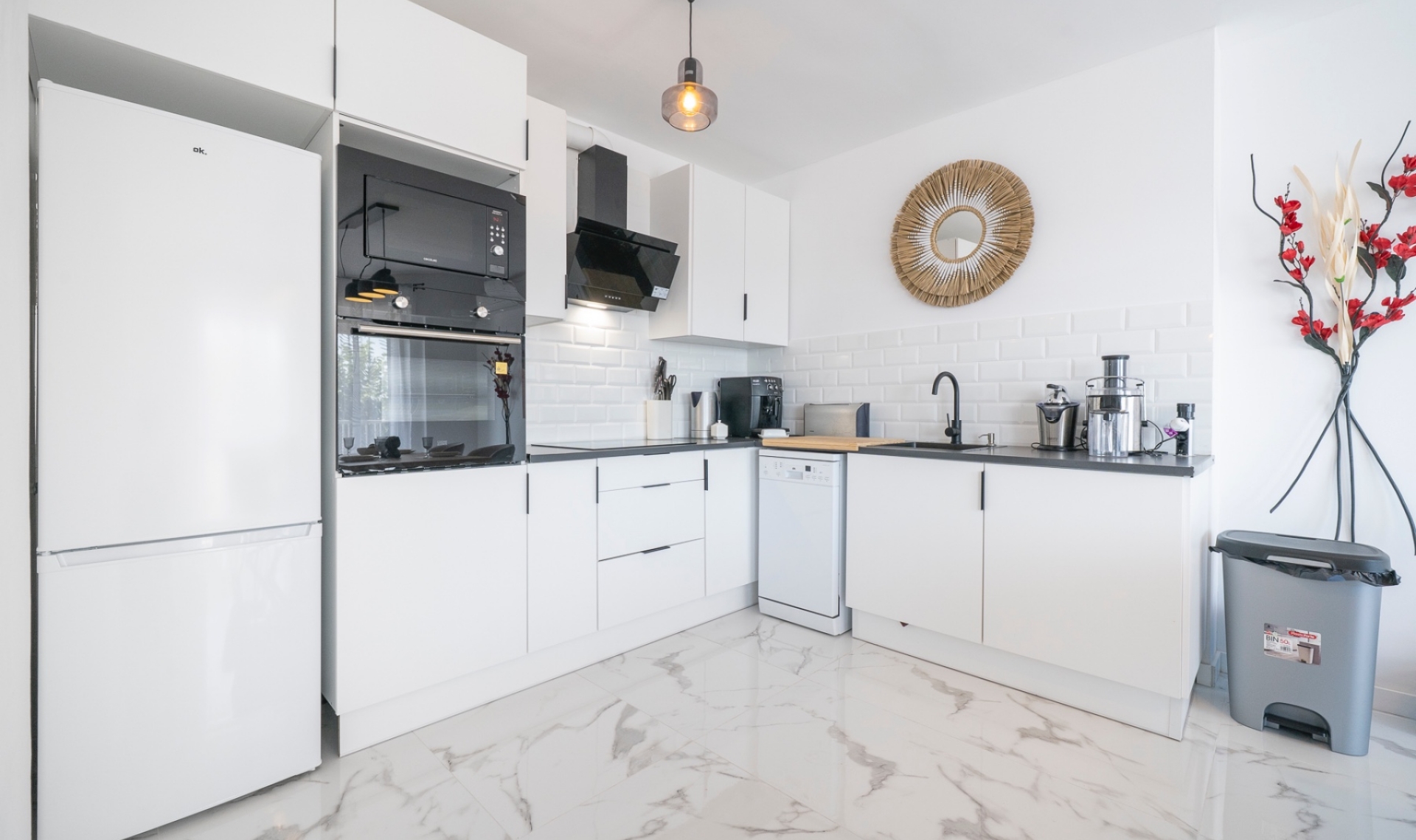 Resale - Flat -
Punta Prima