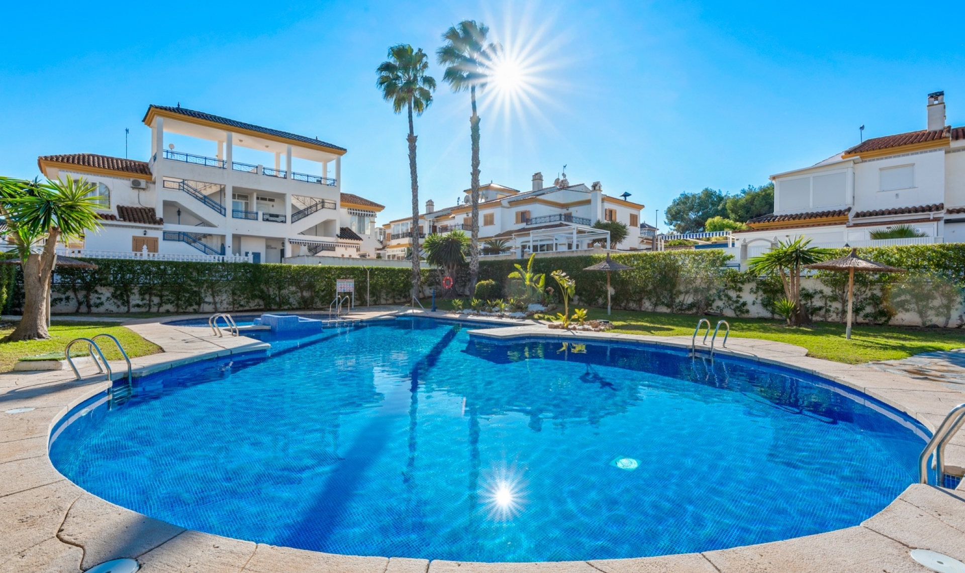 Resale - Ground floor apartment -
Pilar de la Horadada - El Pilar de la Horadada