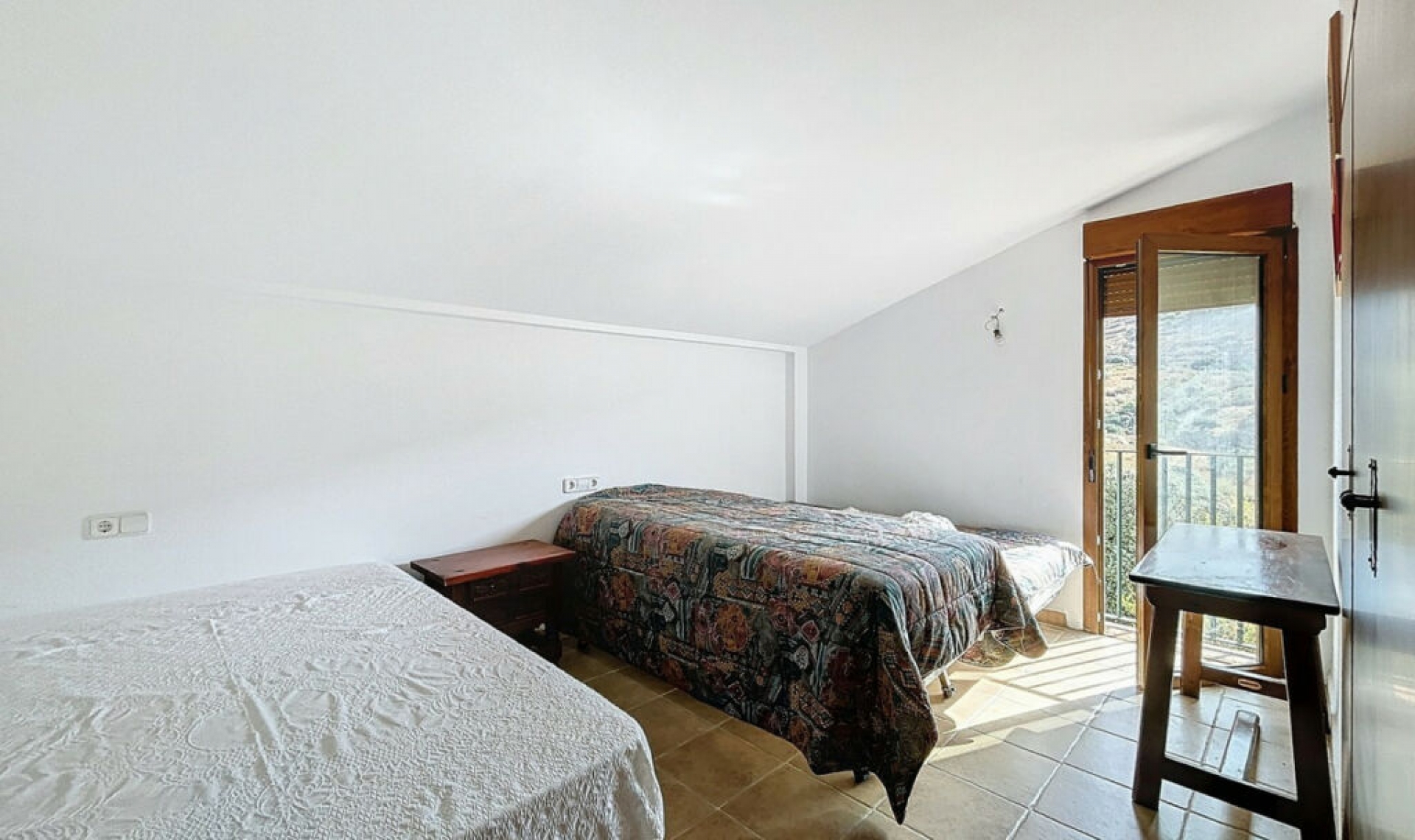 Resale - House -
Alcaucín