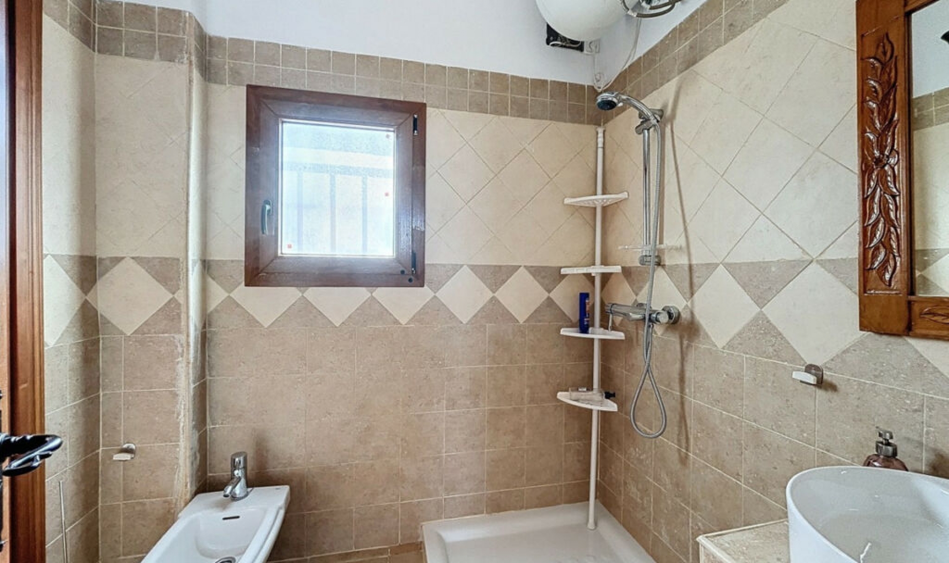 Resale - House -
Alcaucín