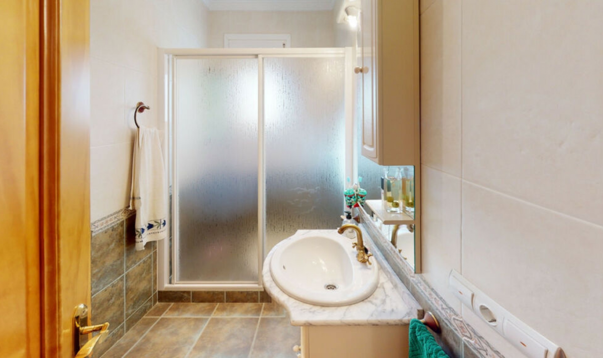 Resale - House -
Alcaucín