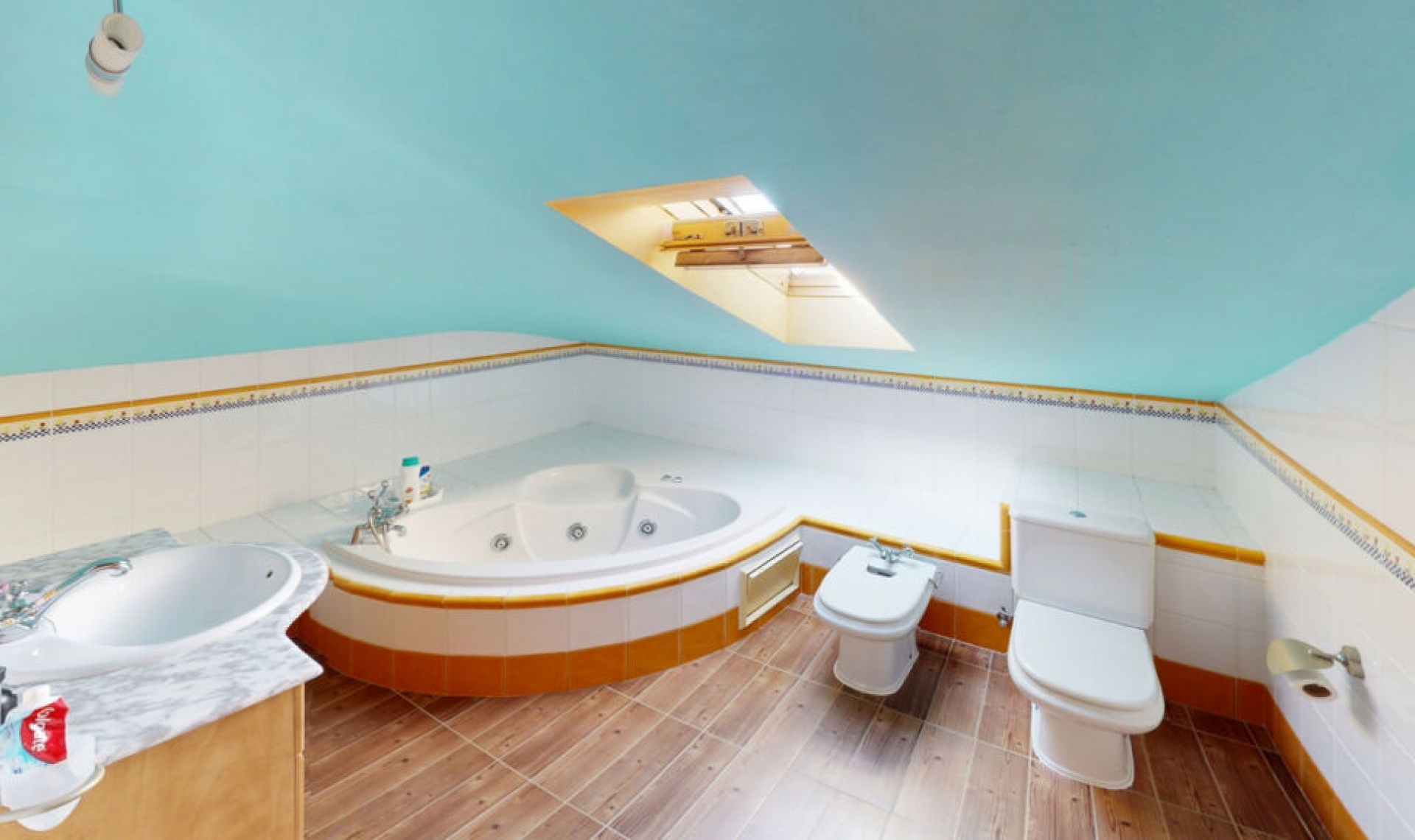 Resale - House -
Alcaucín