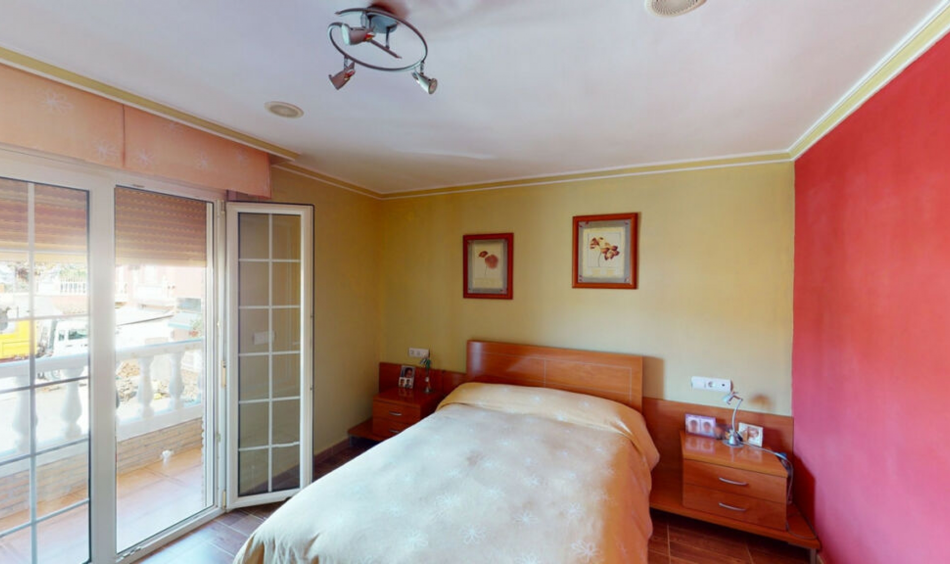 Resale - House -
Alcaucín