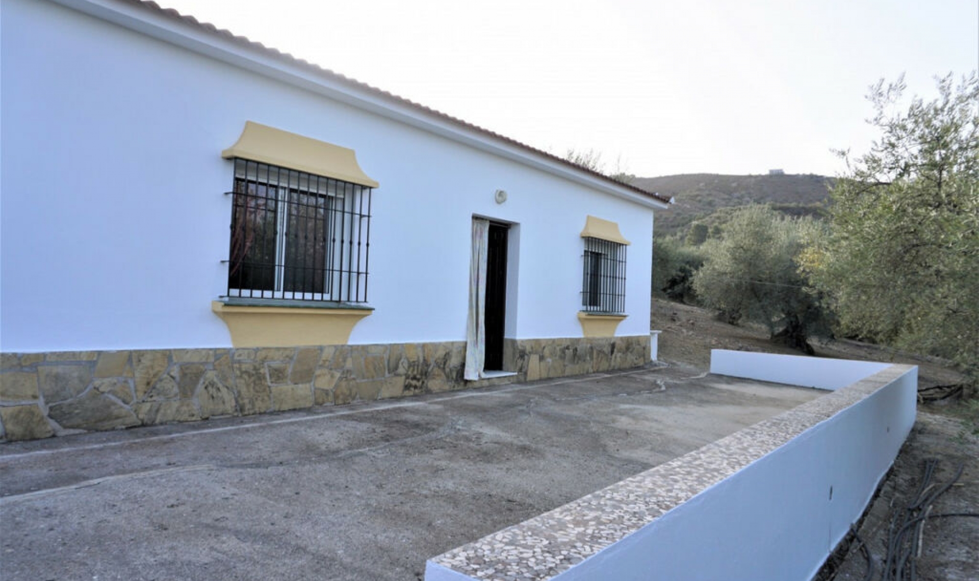 Resale - House -
Alcaucín