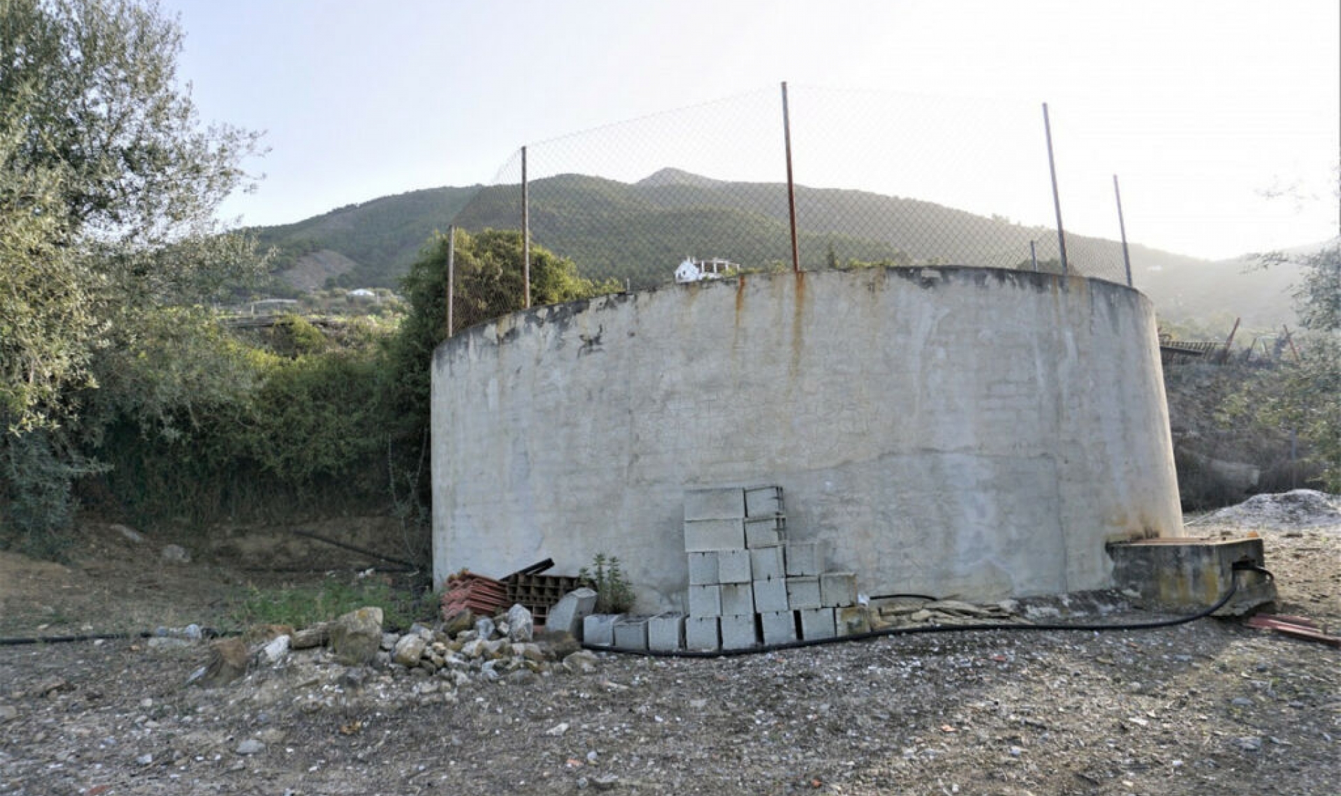 Resale - House -
Alcaucín