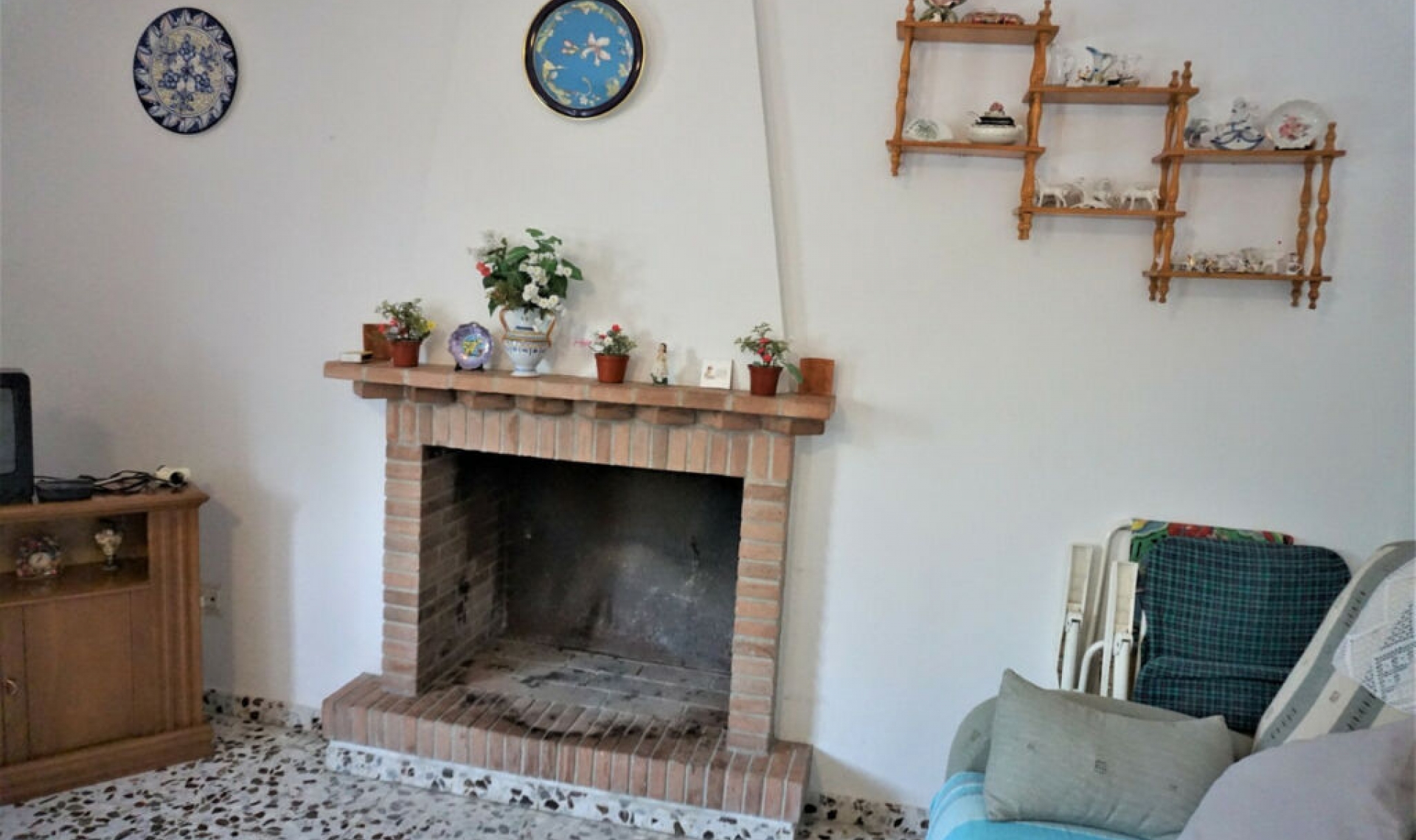 Resale - House -
Alcaucín