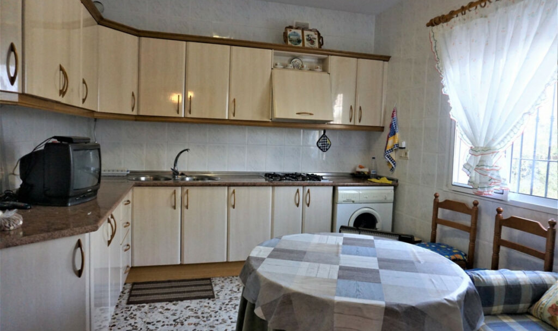Resale - House -
Alcaucín