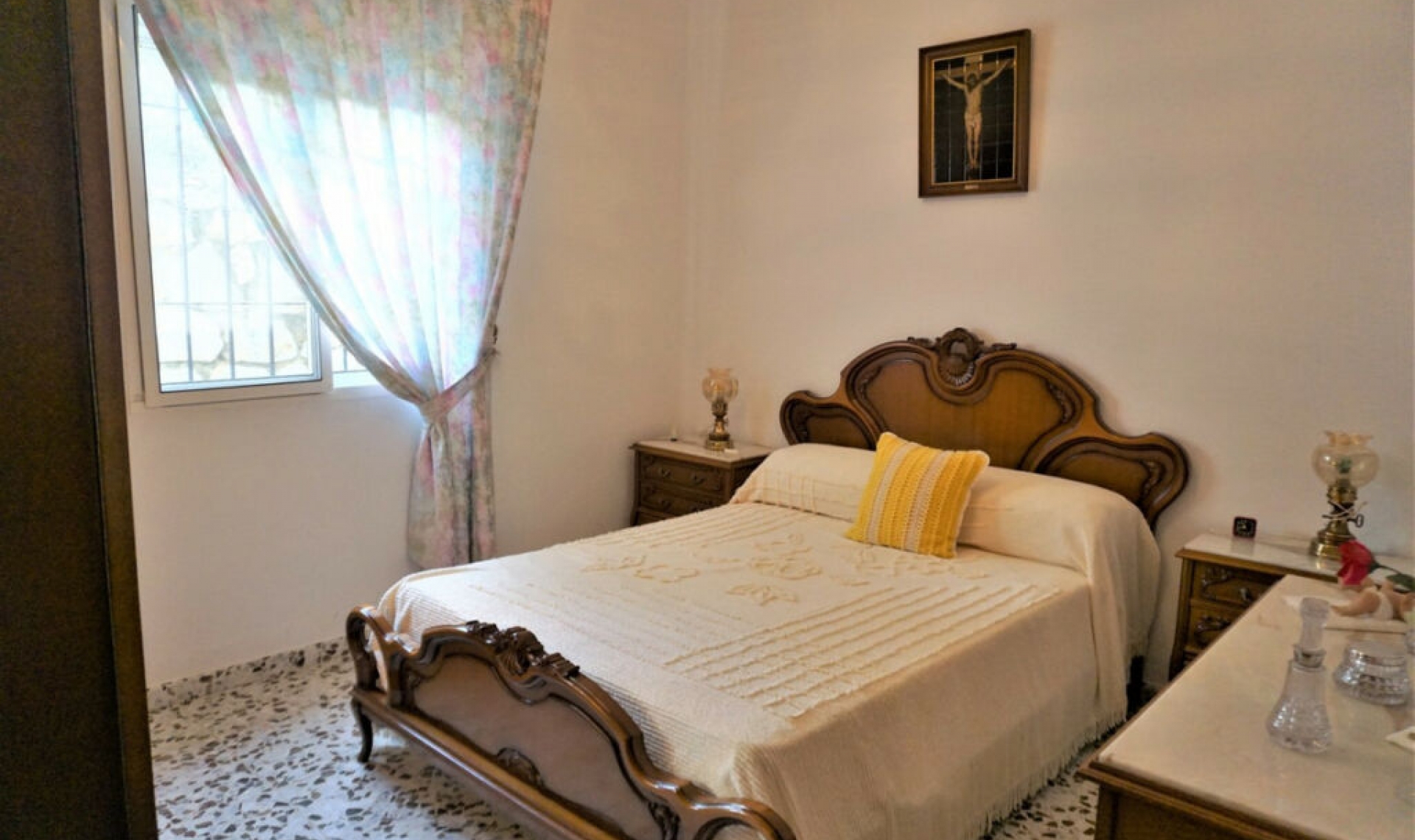 Resale - House -
Alcaucín